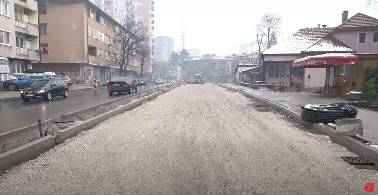 (VIDEO) Očekuje se nastavak radova na kružnom toku kod Crveni 7 u Tuzli