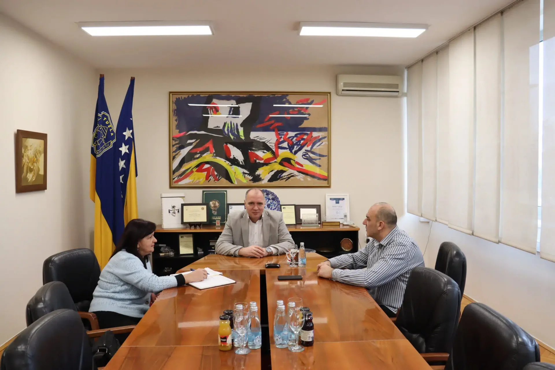 Gradonačelnik Lugavić razgovarao s predstavnicima Udruženja obrtnika Tuzle