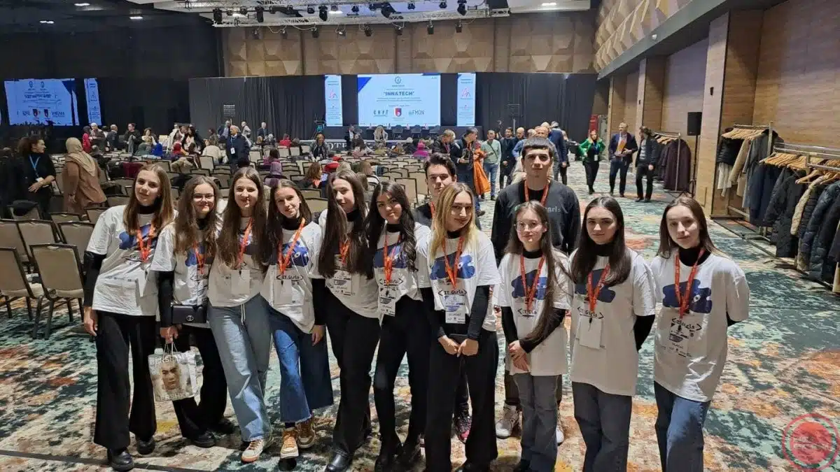 Učenici Gimnazije “Dr. Mustafa Kamarić”  na 7.naučno-stručnoj konferenciji “INN&TECH” u Sarajevu –
