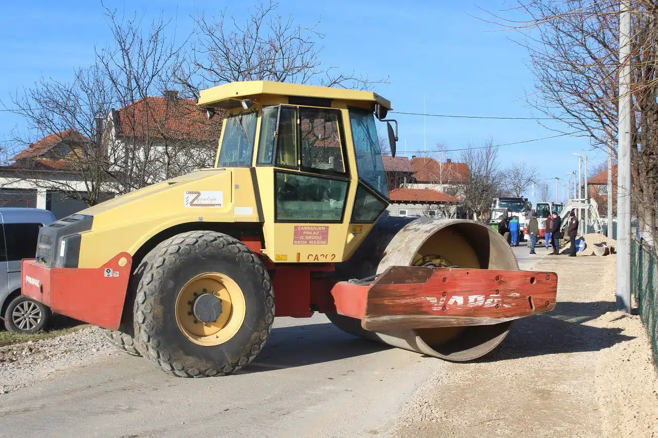 PoÄeli radovi na sanaciji lokalnog puta u Vitinici