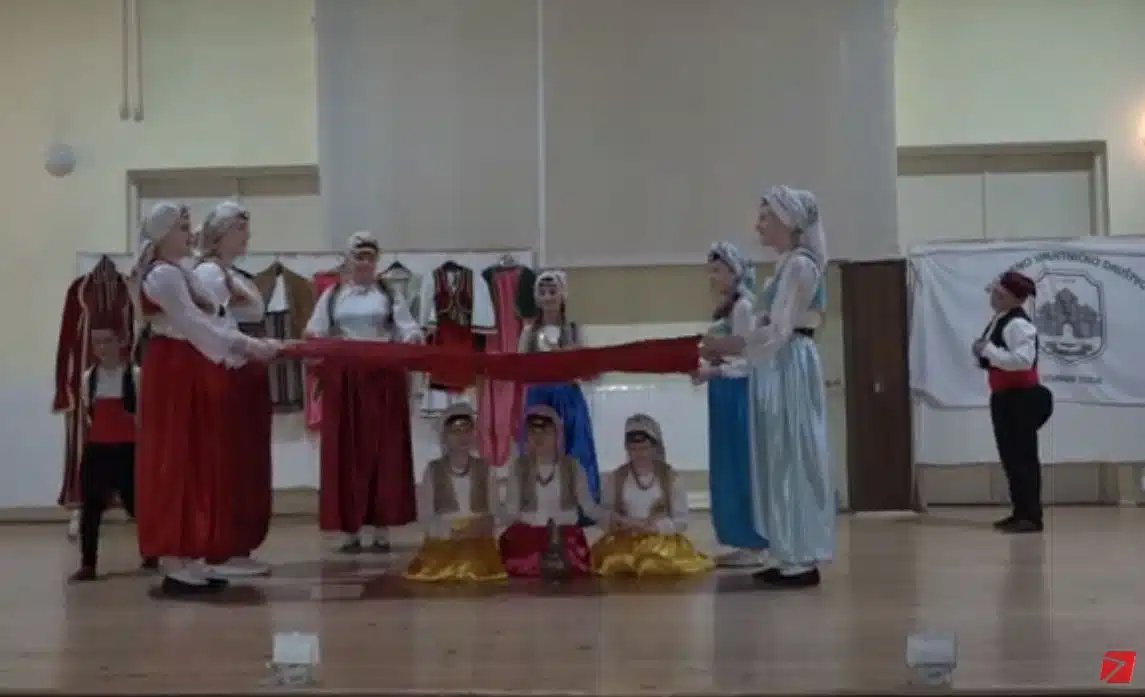 (Video) Zaplešite i zapjevajte uz KUD “Gornja Tuzla” koje ima stogodišnju tradiciju rada i postojanja