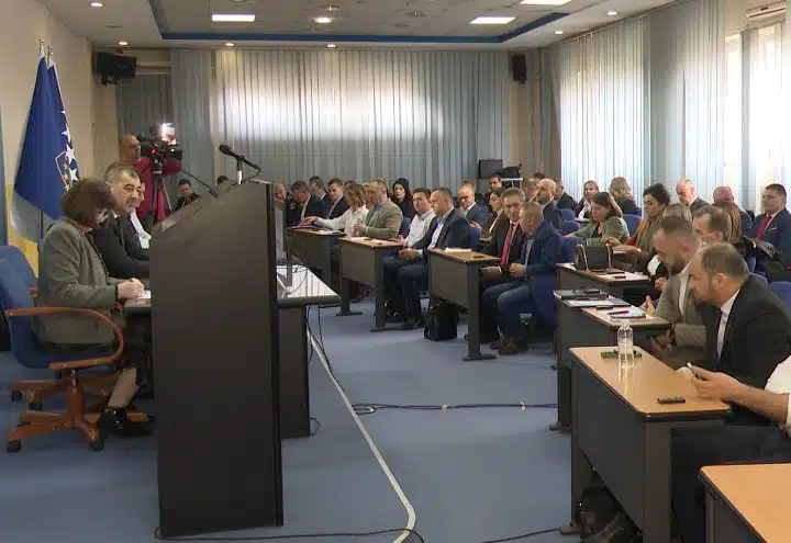 (VIDEO) Sjednica Skupštine TK završena bez ostavke ministra unutrašnjih poslova TK