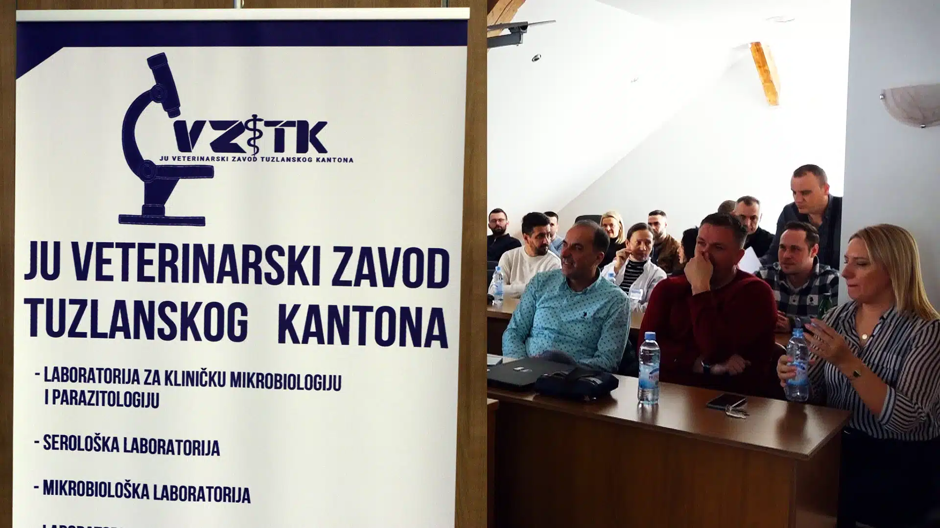(Video) Veterinarski zavod Tuzlanskog kantona organizovao predavanje o temi „Kontrola reprodukcije i zdravlja životinja“