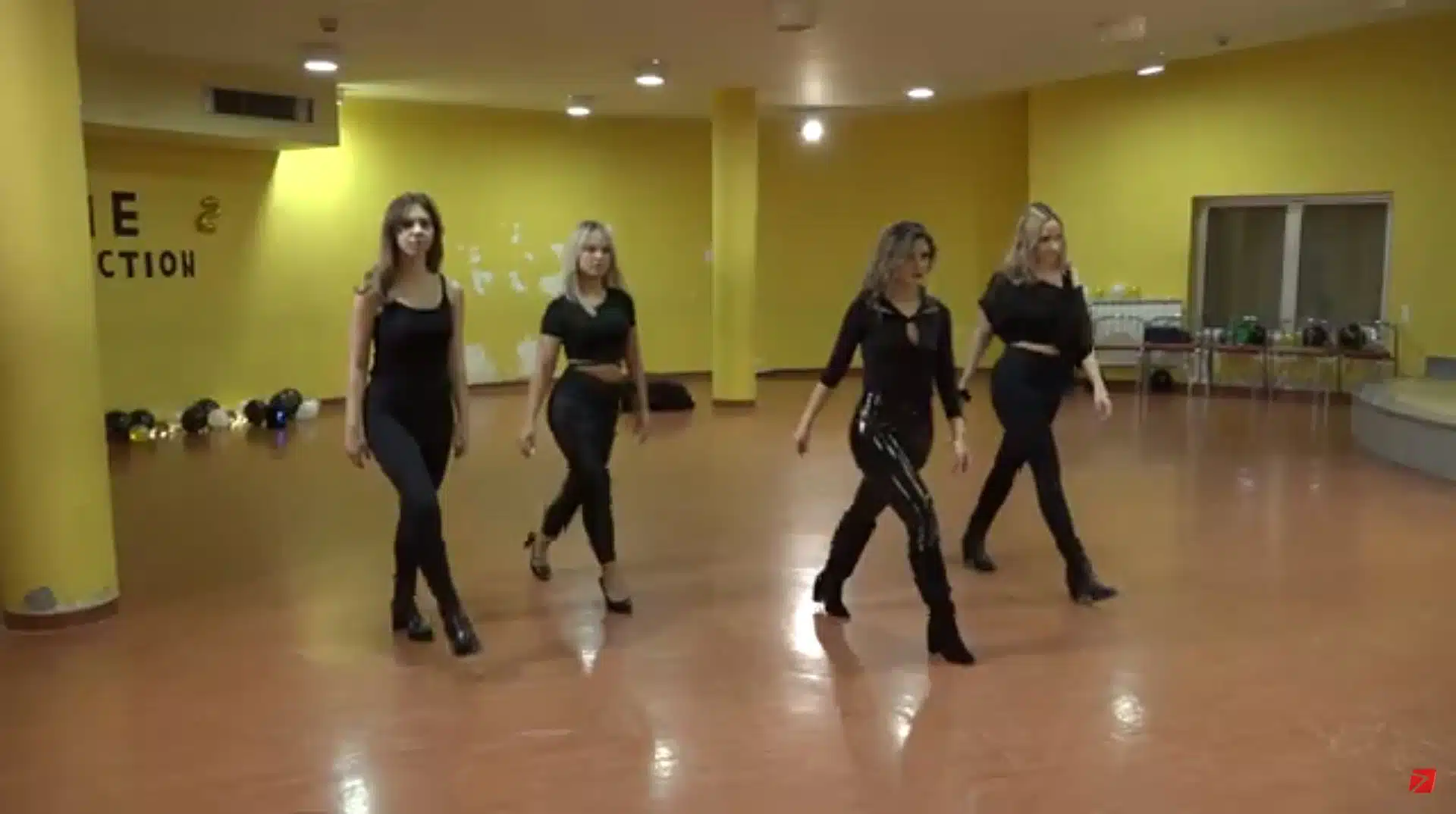 (Video) Priča za vikend: Plesni klub Burlone organizovao ples u štiklama