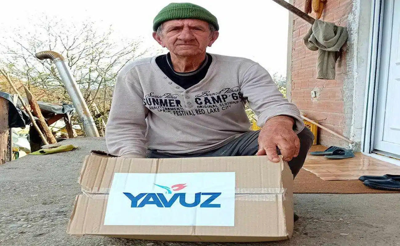 Kompanija Yavuz i ove godine donirala i podijelila ramazanske pakete za socijalno ugrožene osobe (FOTO)