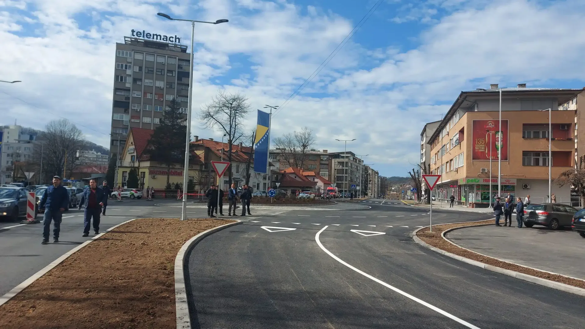 Otvoren kružni tok u Tuzli vrijednosti 1.5 miliona KM (FOTO)