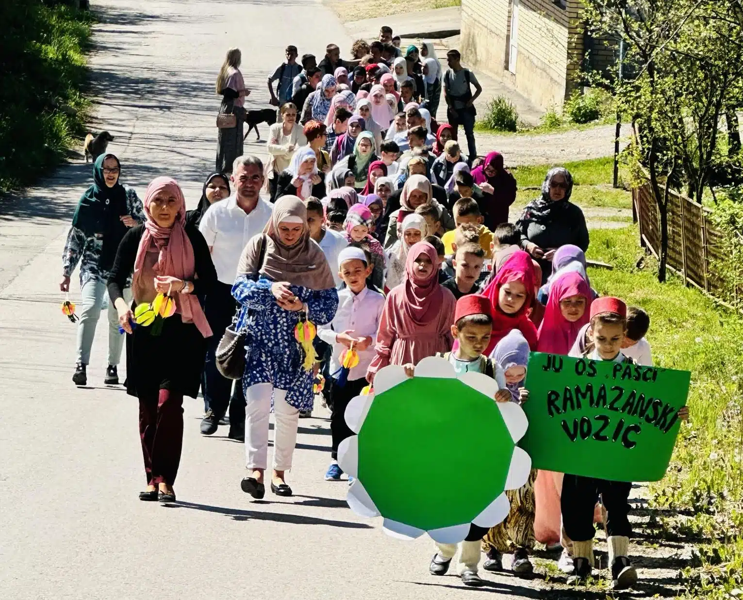 “Šetnja malih kandilja” u Gornjim Pascima