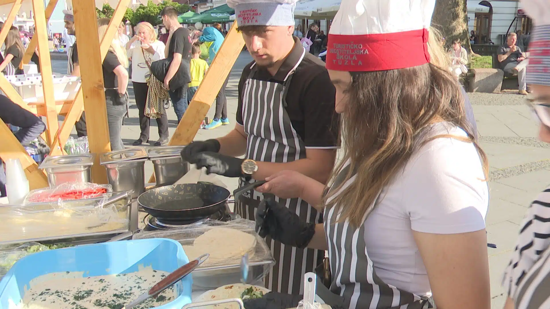 (Video)  Proljeće u Tuzli: Na Trgu slobode tokom vikenda Food fair