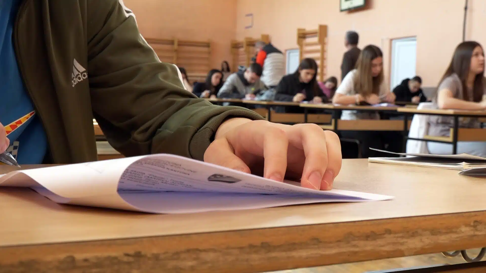 (Video) Eksternoj maturi u TK pristupilo preko 4.000 učenika završnih razreda osnovnih škola