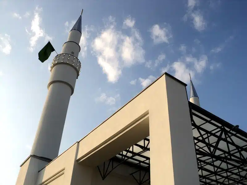 Centralna bajramska svečanost Muftijstva tuzlanskog održana u Džamiji “Kralj Abdullah” u Tuzli