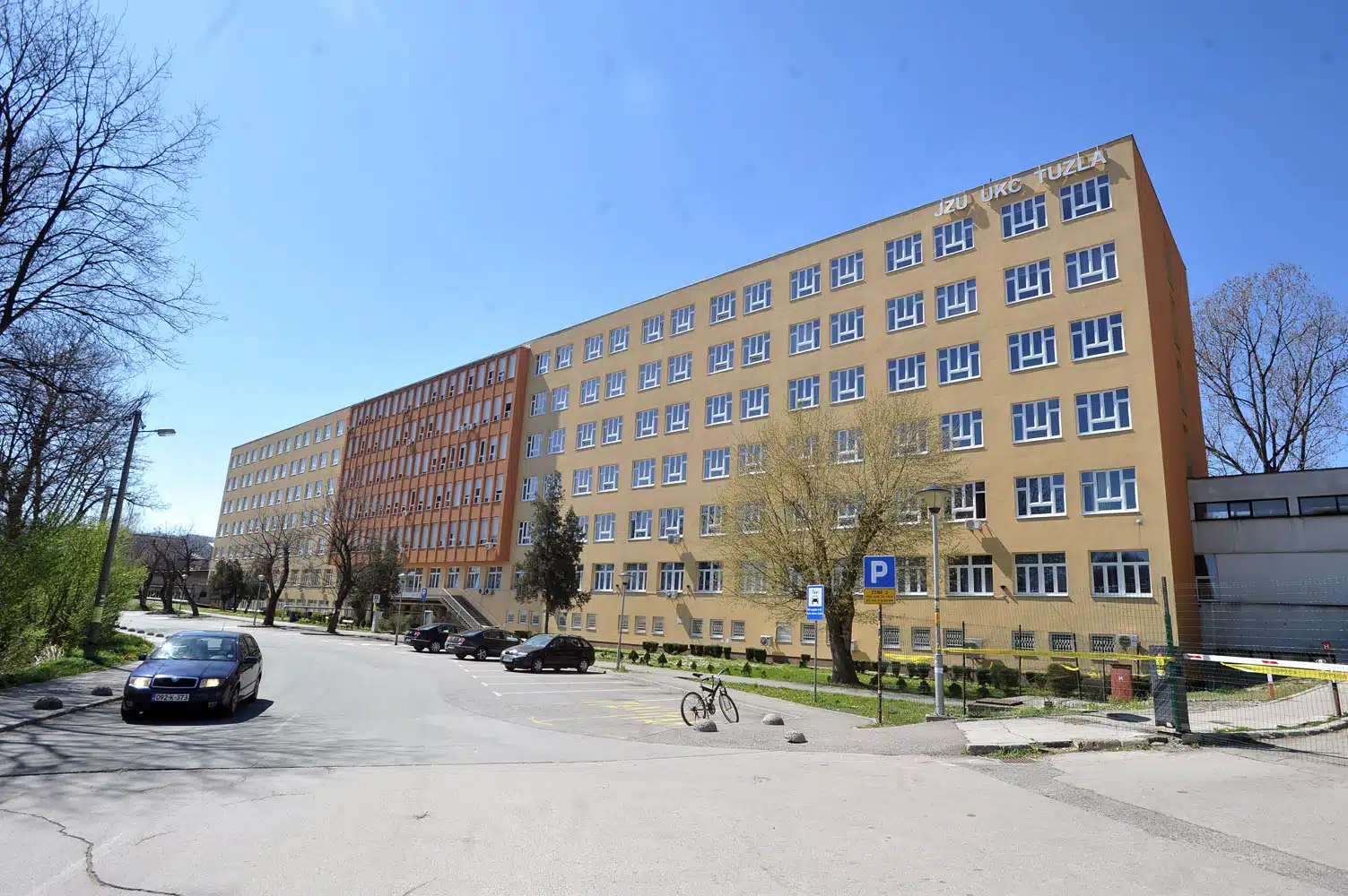 Sjećanje na ljekare UKC Tuzla preminule od posljedica COVID-19