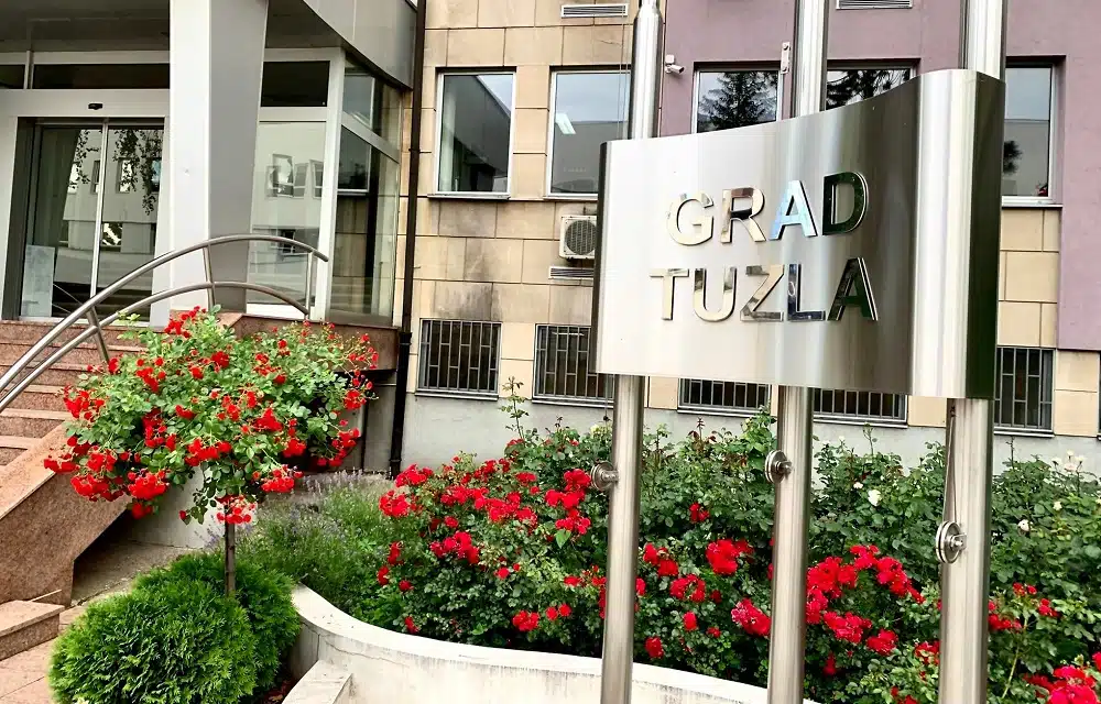 Grad Tuzla nastavlja sa proširenjem javne rasvjete