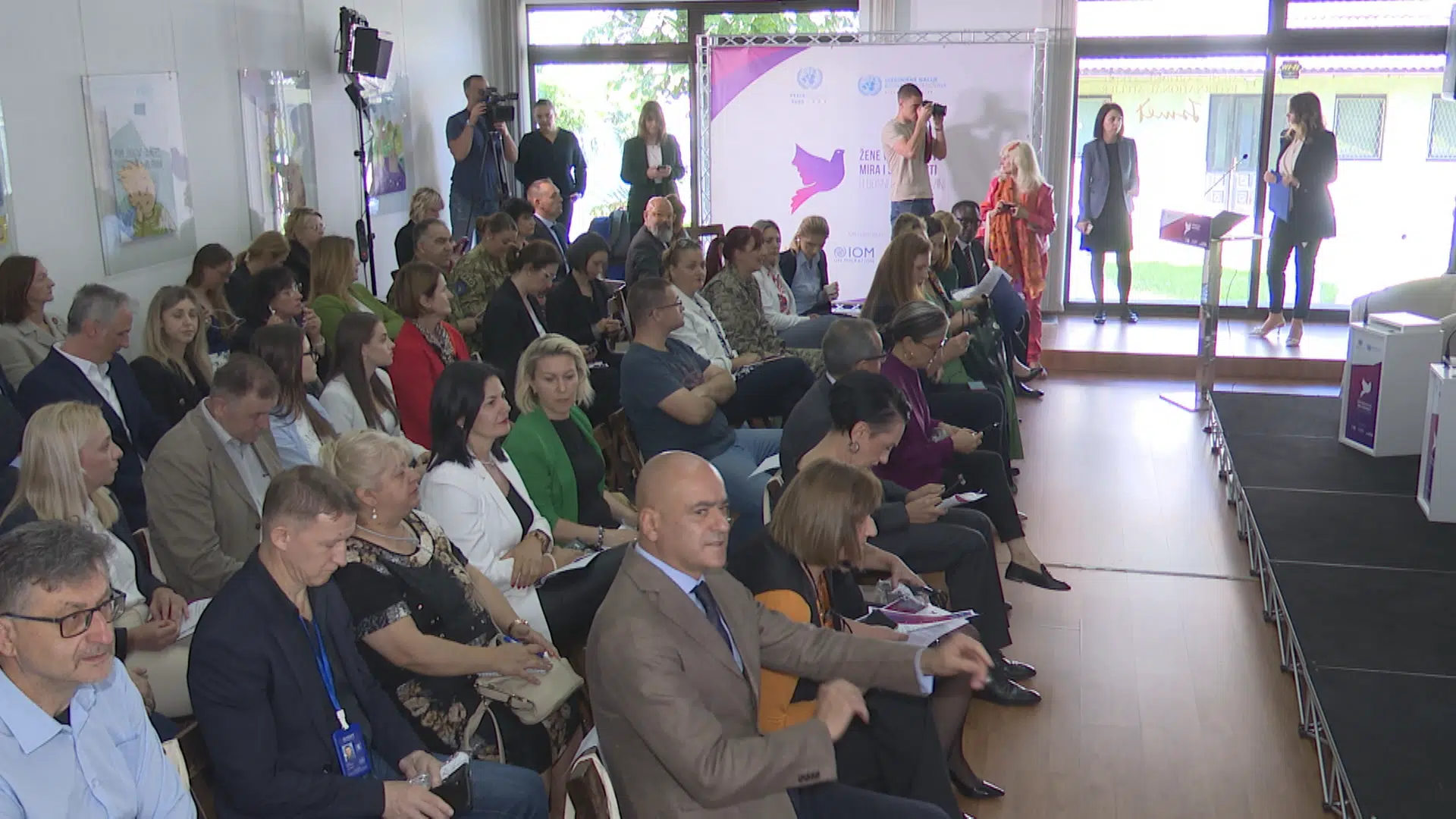 (Video) U Tuzli predstavljen program „Žene vode na putu mira i sigurnosti u BiH“