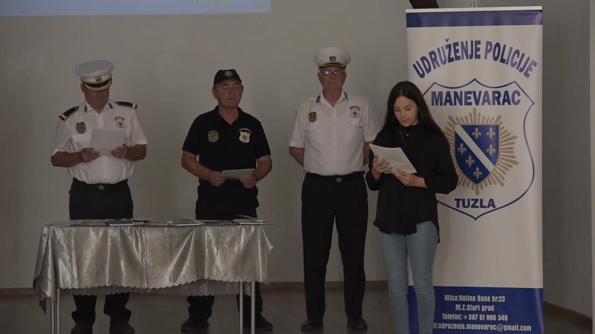 (Video) Udruženje policije “Manevarac” Tuzla: Nagrađeni najbolji literarni radovi o temi “Voljeni grade moj”
