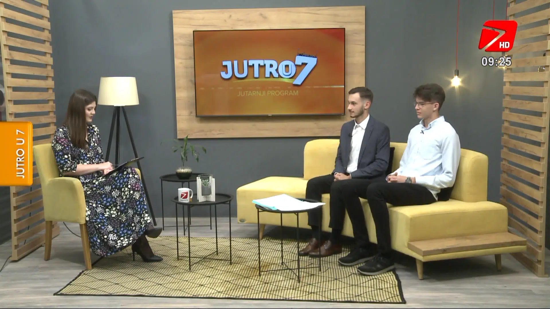 (Video) Učenici Behram-begove medrese iz Tuzle u finalnoj smotri pobjednika projekta “Građanin/Ja građanin” u Sarajevu