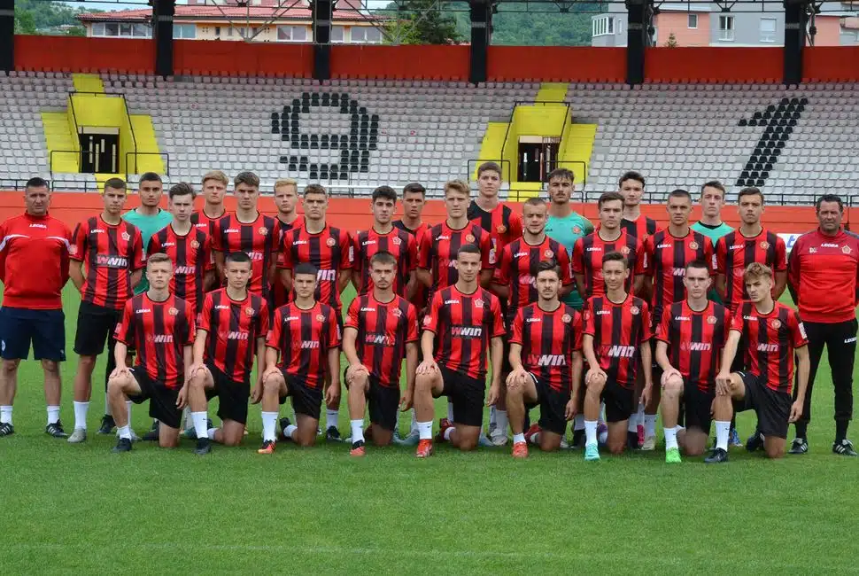 Juniori Slobode u lovu na trofej protiv FK Sarajevo (VIDEO)