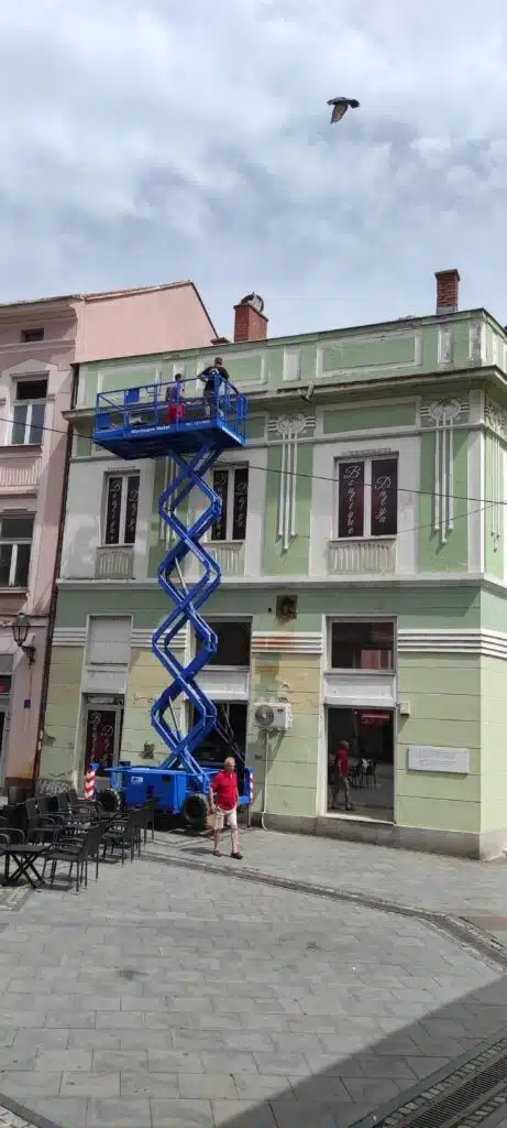 Početak prve faze radova na održavanju prostorija mjesnih zajednica u Tuzli.