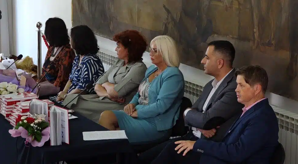 (VIDEO) Promocija udžbenika “Transfuziologija” autorice doc. dr. med. sci. Sunite Delić-Ćustendil, specijaliste transfuziologije