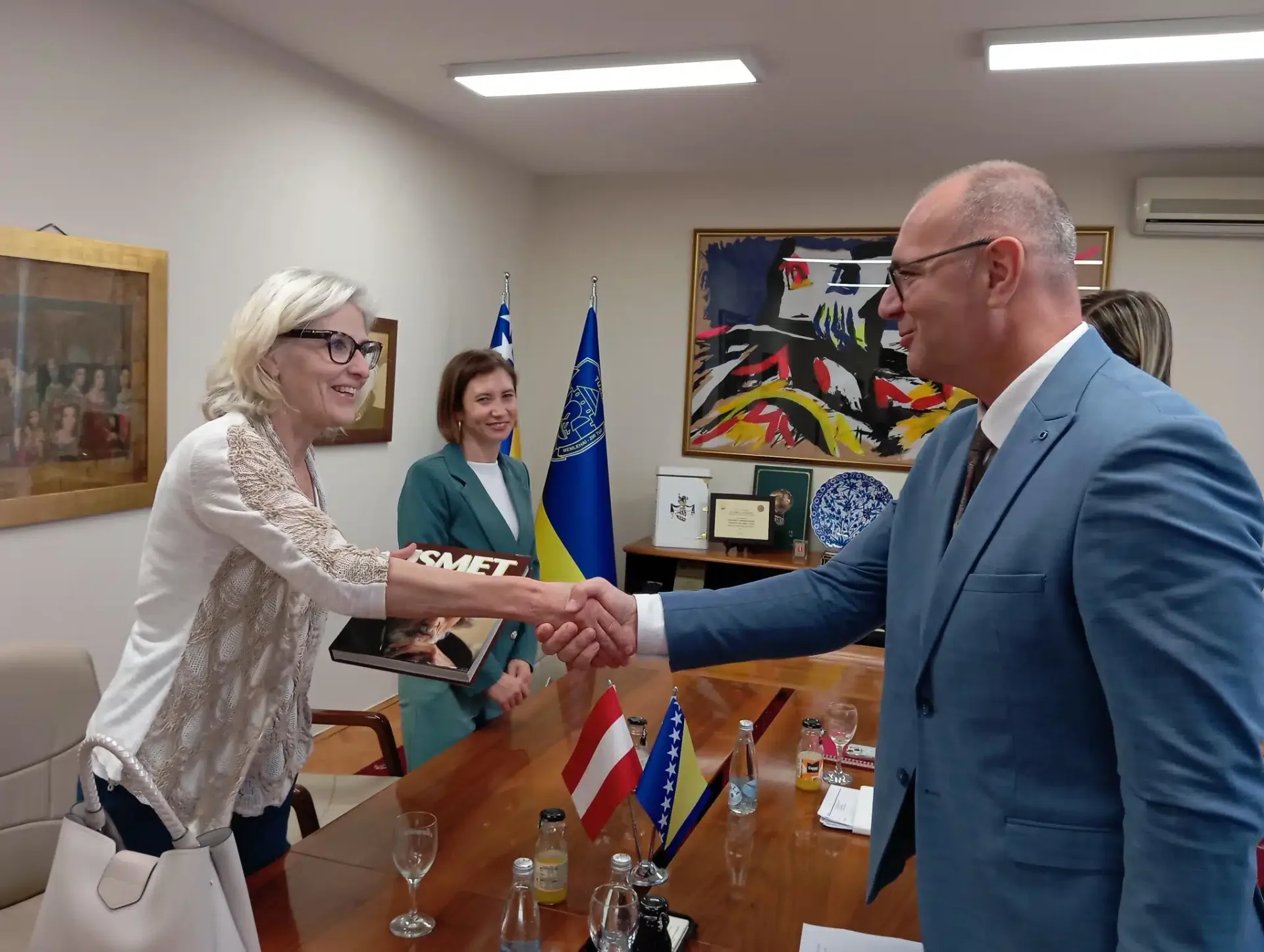 Sastanak ambasadorice Austrije, Nj. E. Ulrike Hartmann, sa gradonačelnikom Tuzle, Zijadom Lugavićem