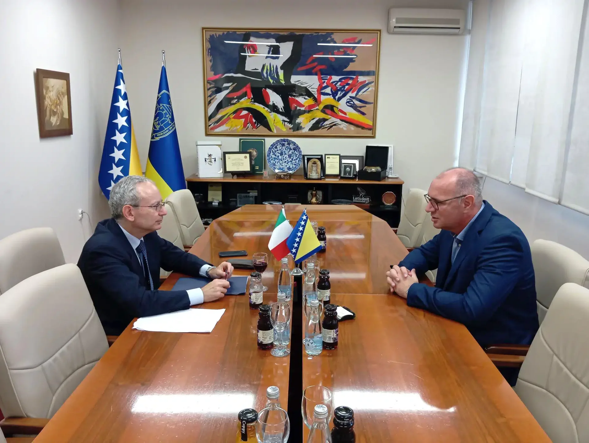 Ambasador Italije posjetio gradonačelnika Tuzle