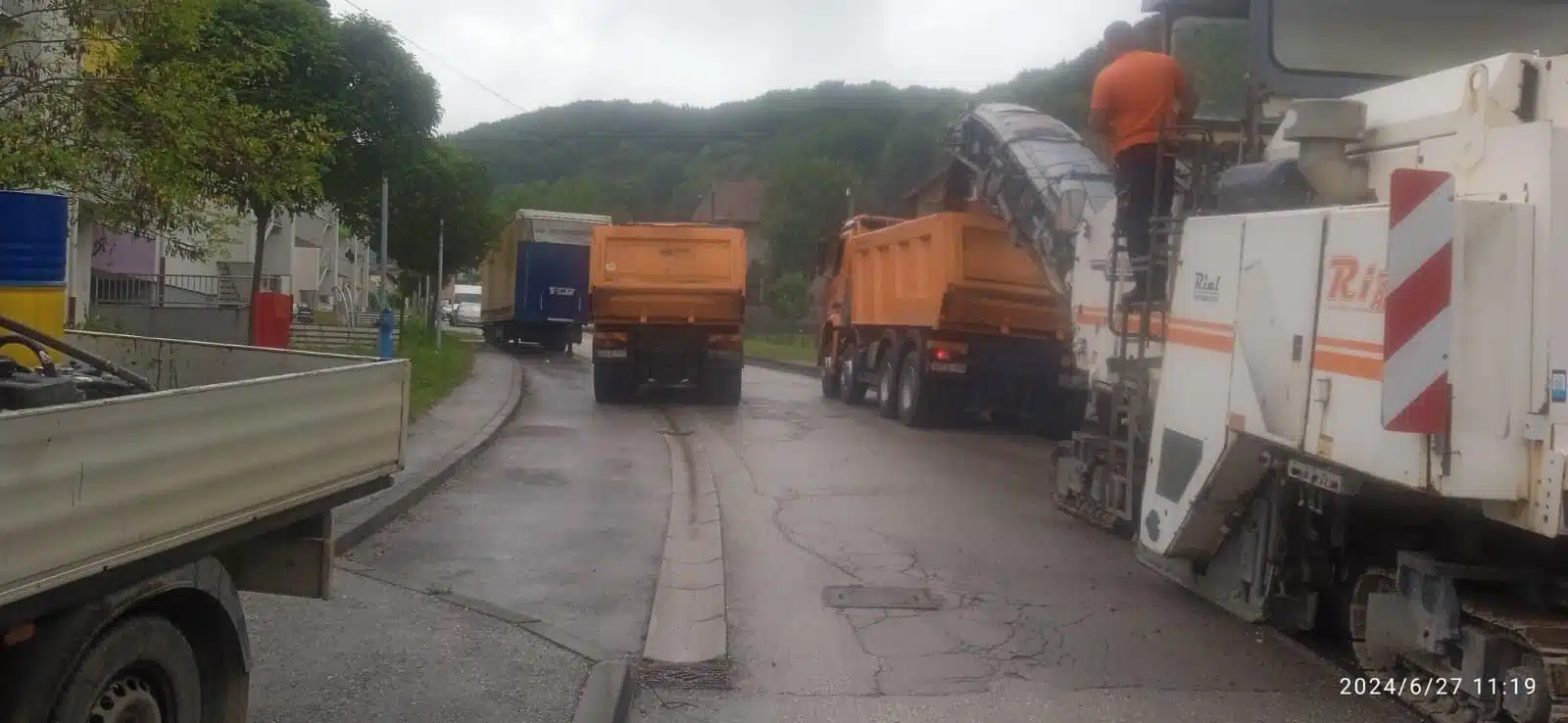 Počeli radovi u ulici 4. aprila u Tuzli (FOTO)
