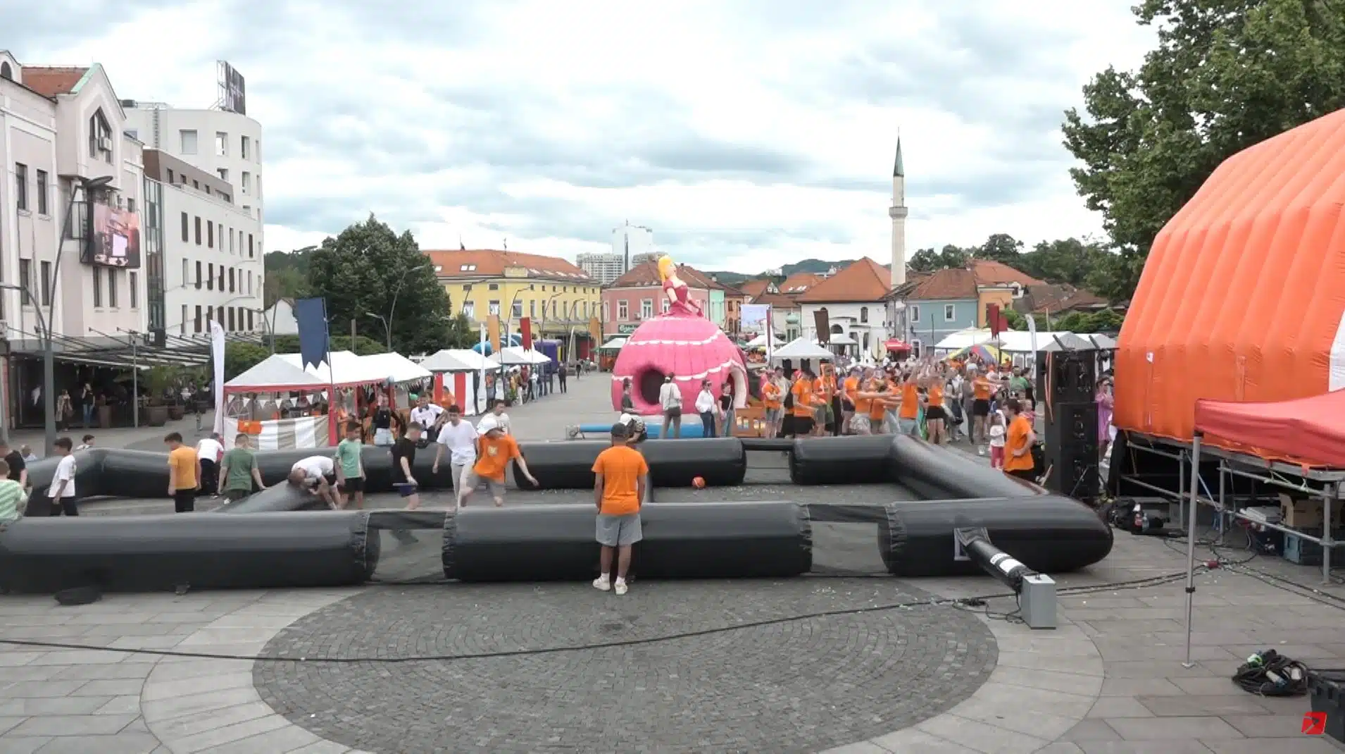 (Video) BudućnostA festival: Zabava, igra, pjesma i ples na Trgu slobode