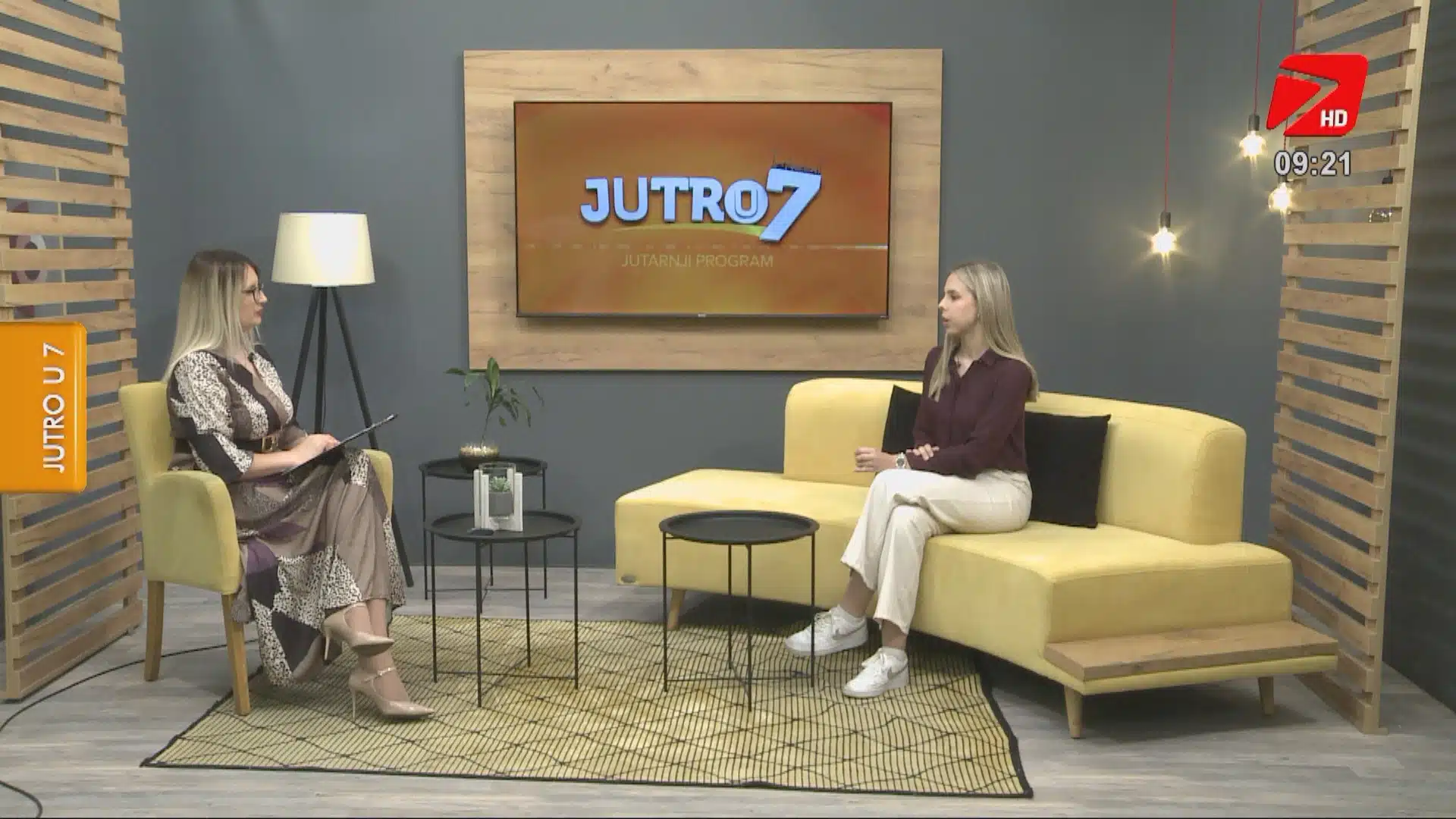 VIDEO: Udruženje GirlTHing sprovodi projekat “Dizajn+: Podsticanje kreativnosti kroz obrazovanje mladih”
