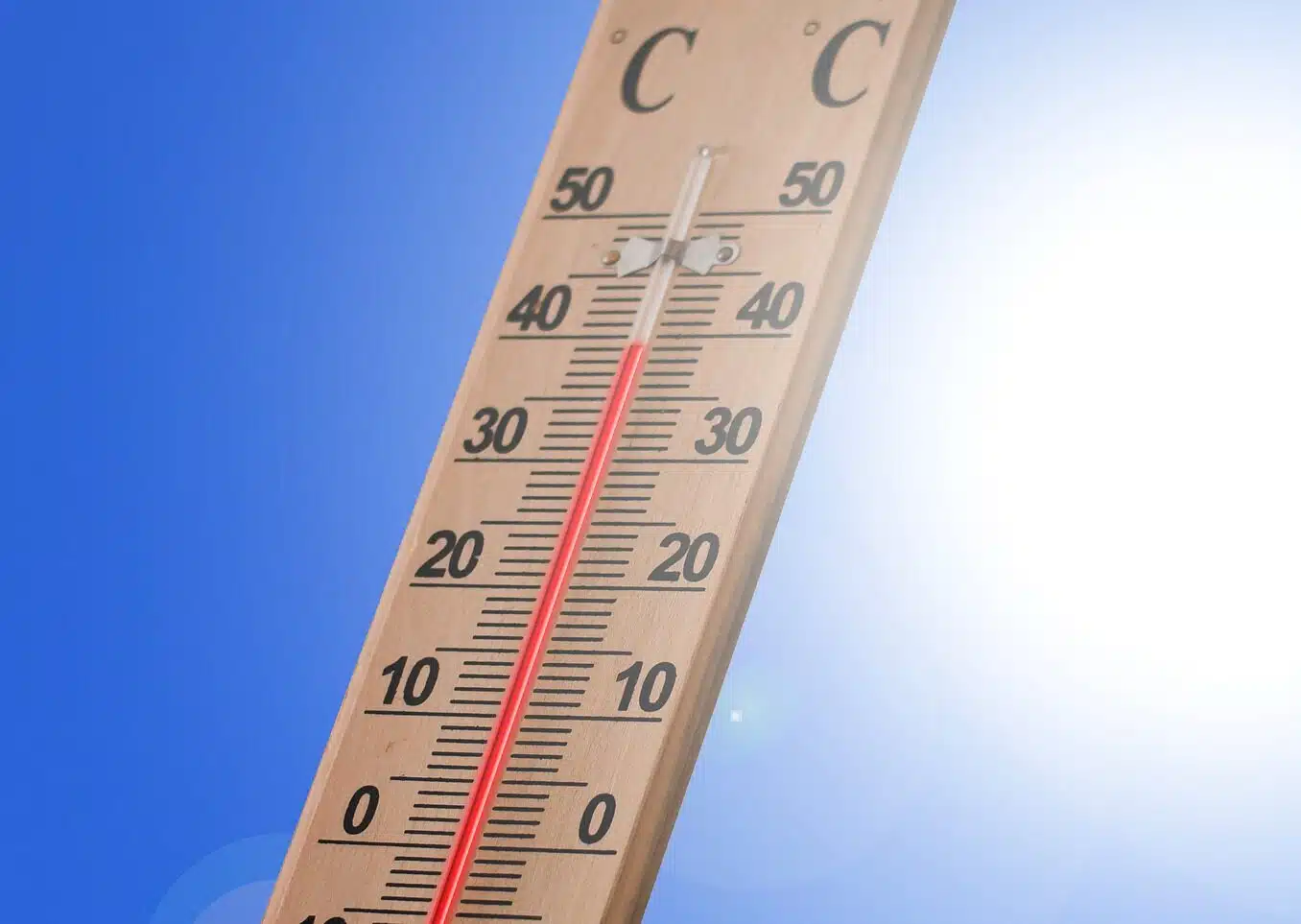 Izdato crveno upozorenje za Tuzlu – za sutra najavljene ekstremno visoke temperature u BiH