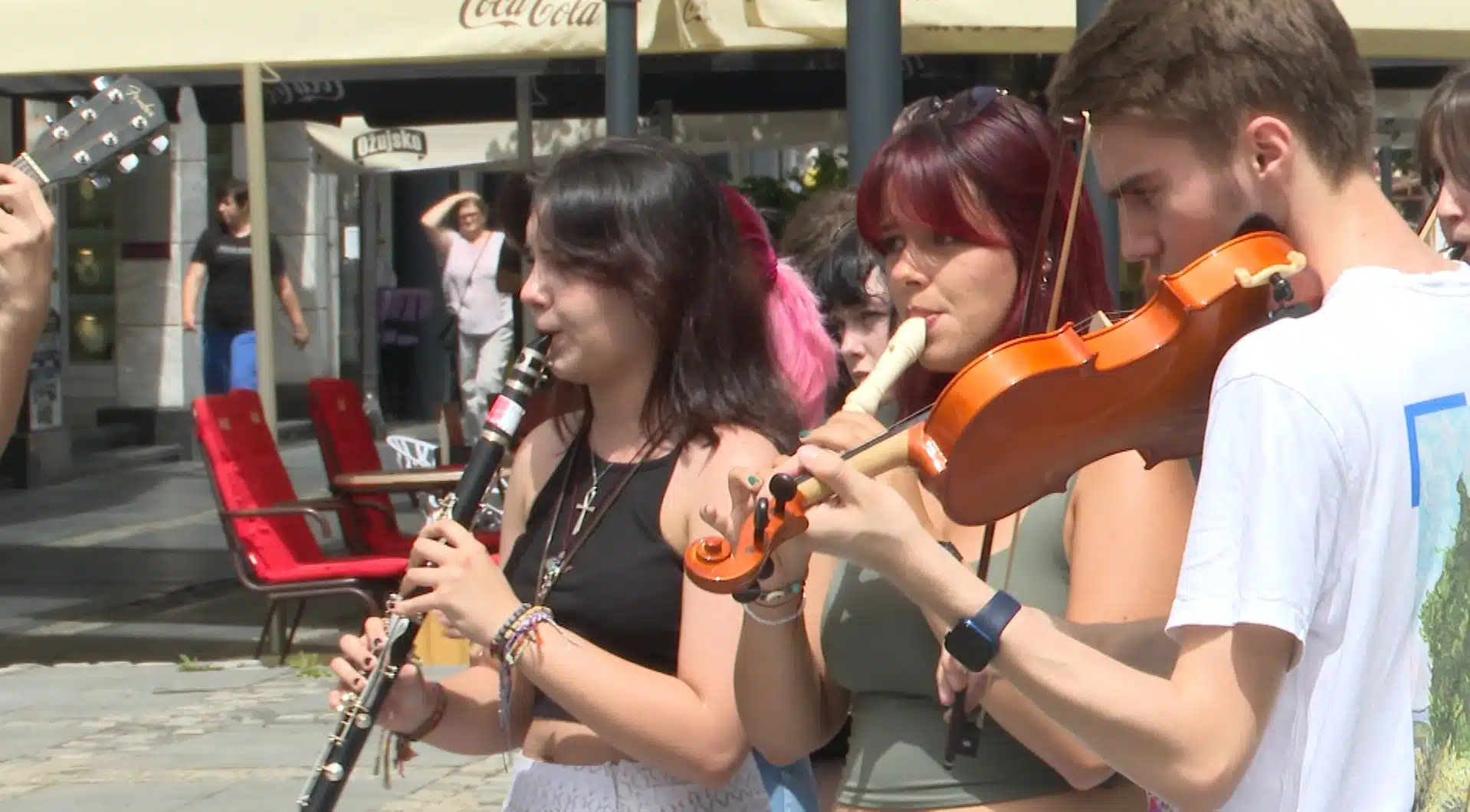 (Video) Svjetski dan muzike: Orkestar Balsika na ulicama grada zabavljao sugrađane