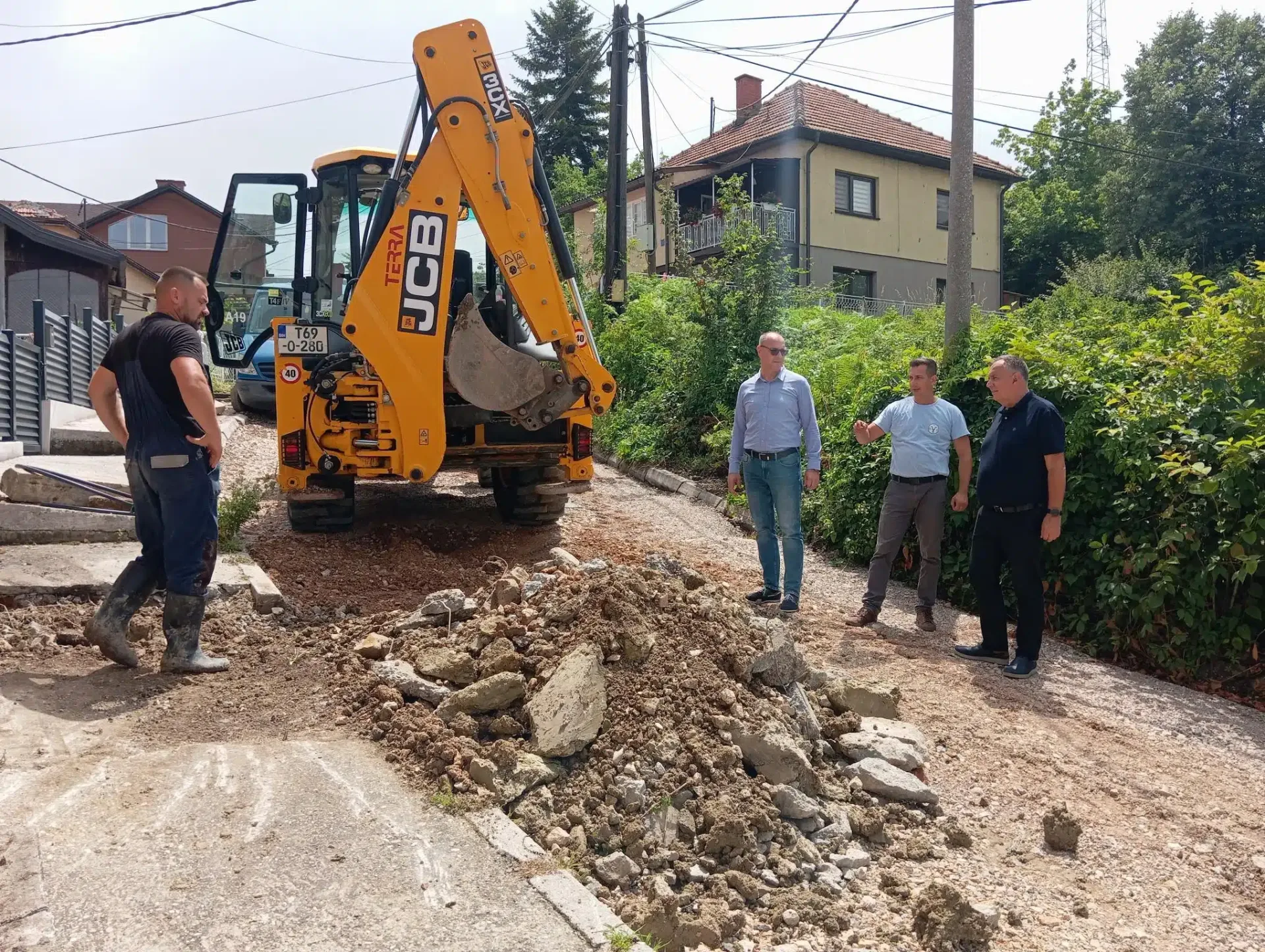 U MZ Kula u toku radovi na sanaciji vodovodne mreže i puta