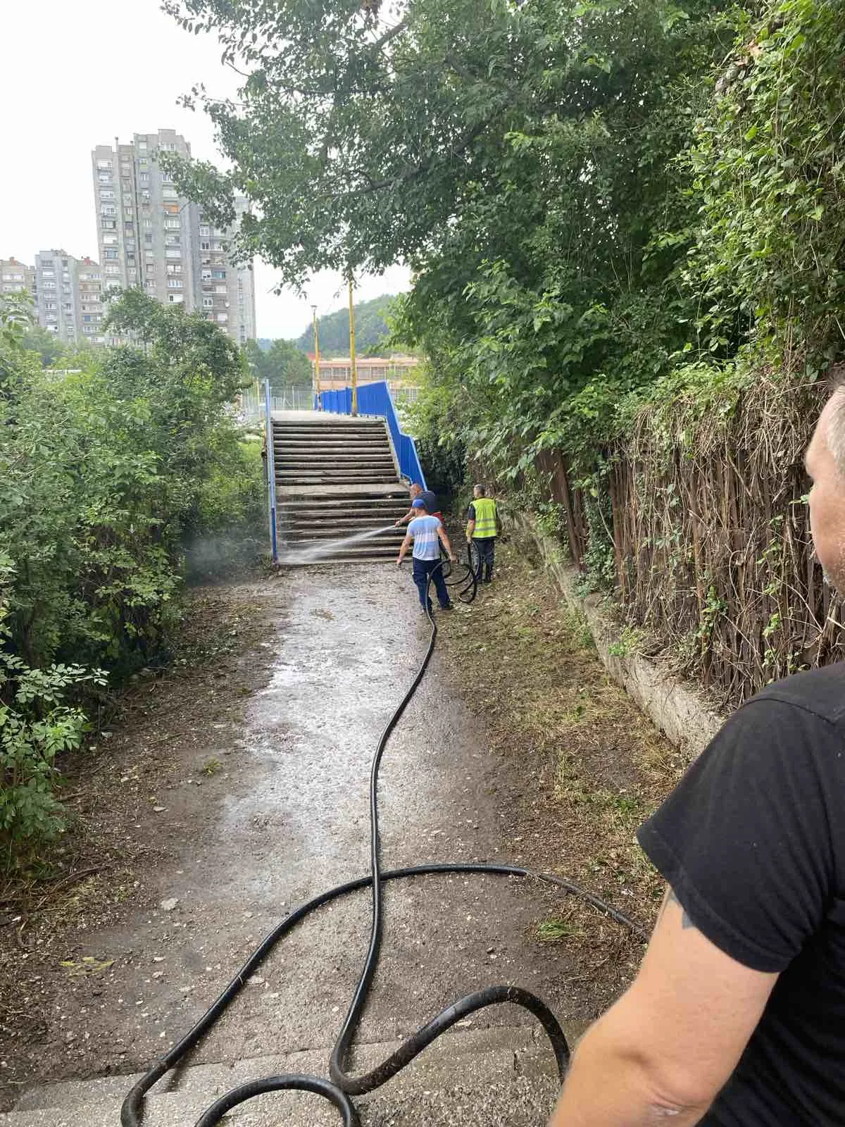 Intenzivirane aktivnosti na održavanju grada zbog nestabilnih vremenskih prilika (FOTO)