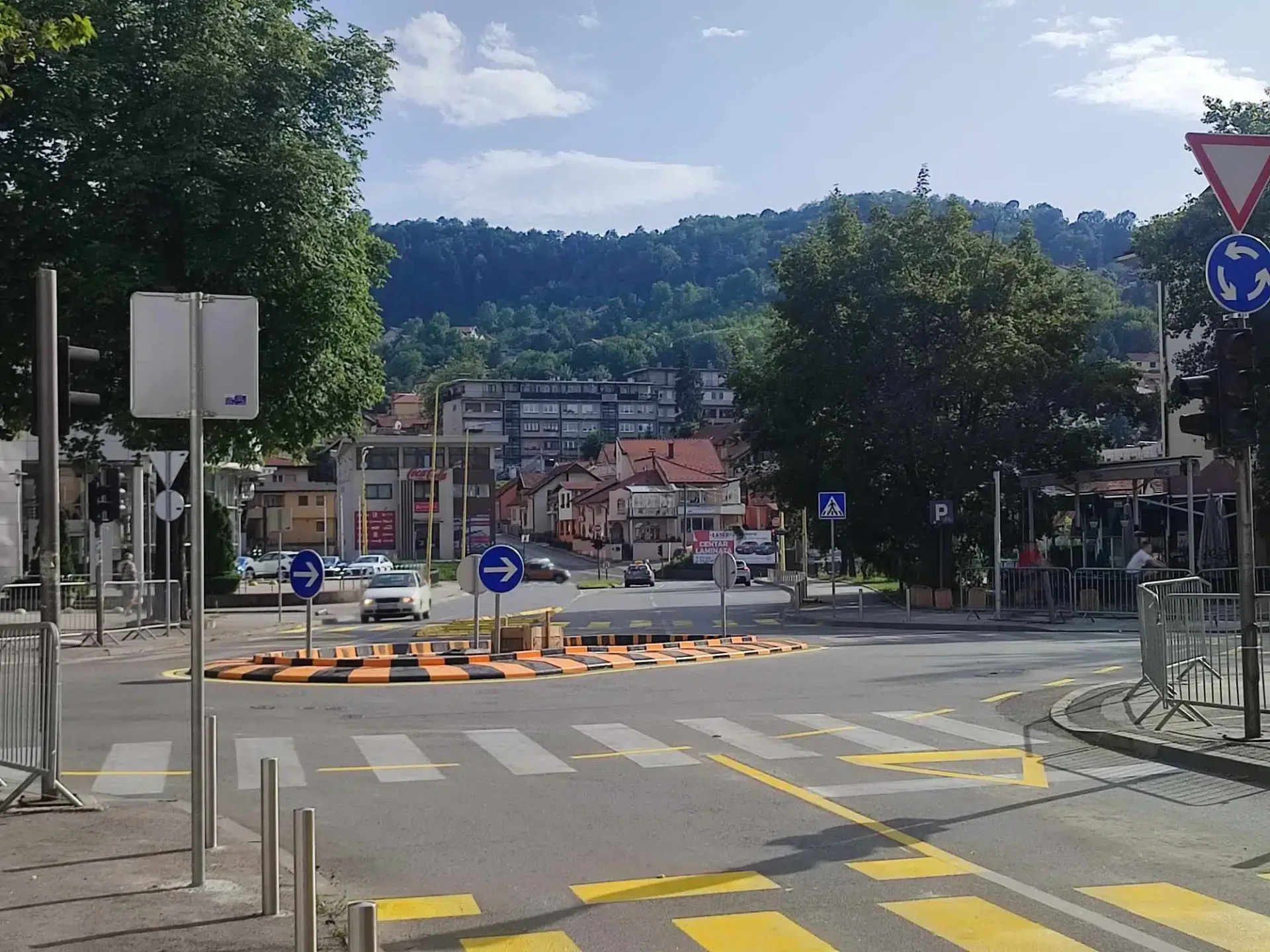 Eksperimentalni kružni tok kod MUP-a u Tuzli pušten u upotrebu