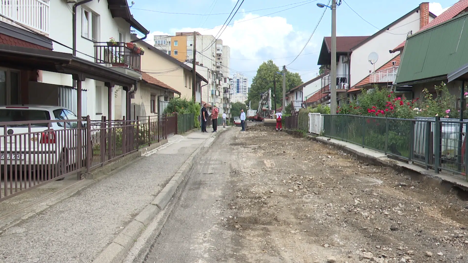(Video) U toku radovi na sanaciji puta u ulici Amalije Lebeničnik