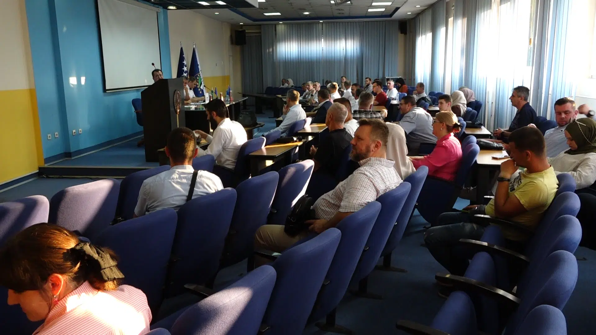(Video) Tuzla: Promovisana knjiga “Nebeska Srbija: Od mita do genocida”