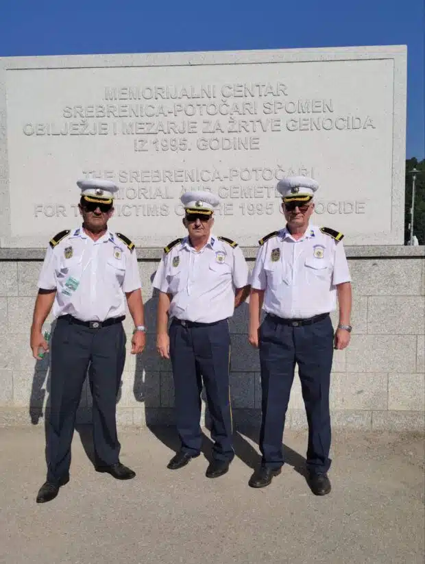 Predstavnici “Manevarca” u Srebrenici