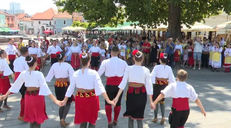 (VIDEO) Centar “Koraci nade” predstavili aktivnosti projekta “Naše kolo tuzlansko”