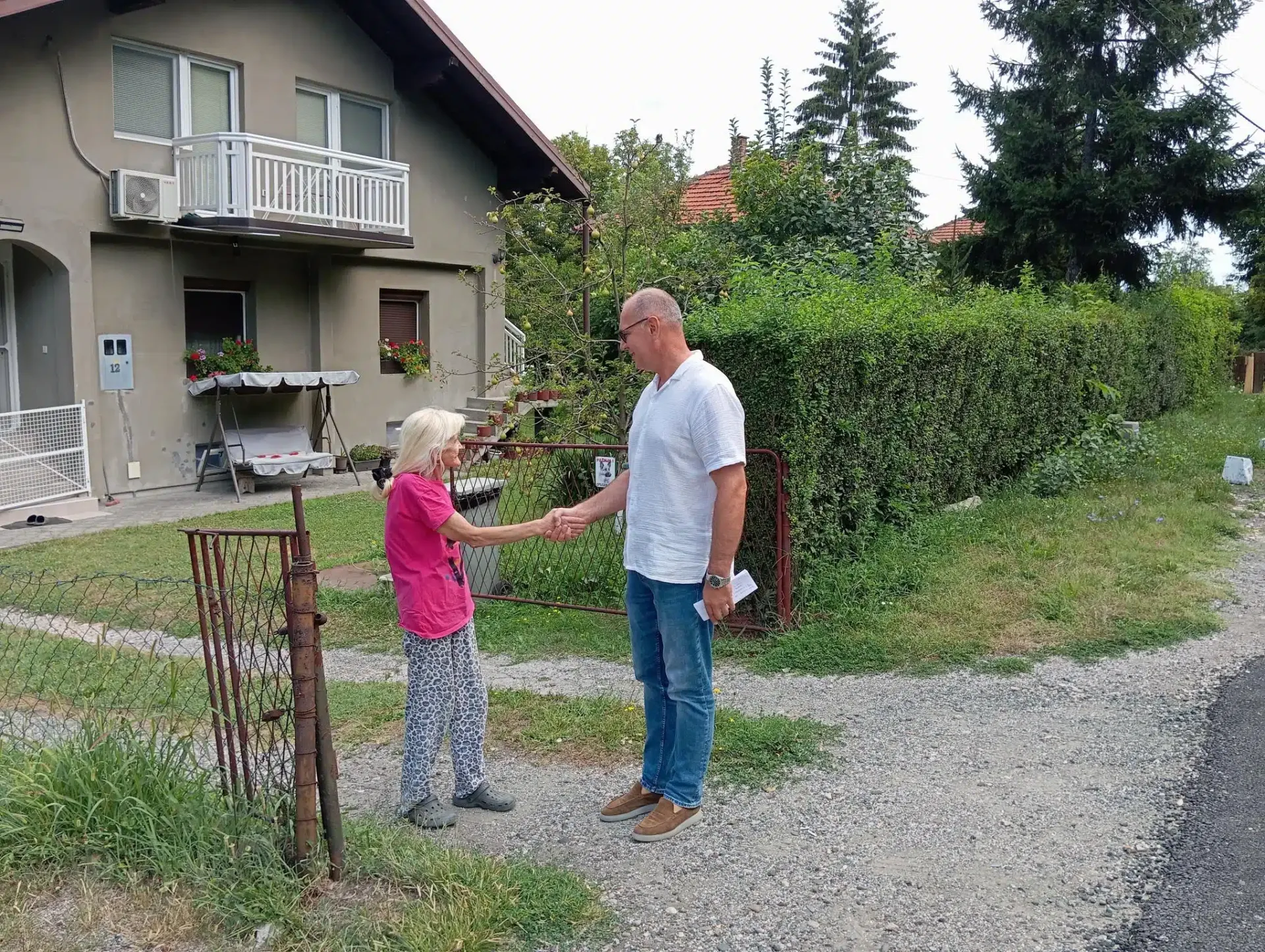 Gradonačelnik Lugavić u radnoj posjeti tuzlanskoj MZ Kreka
