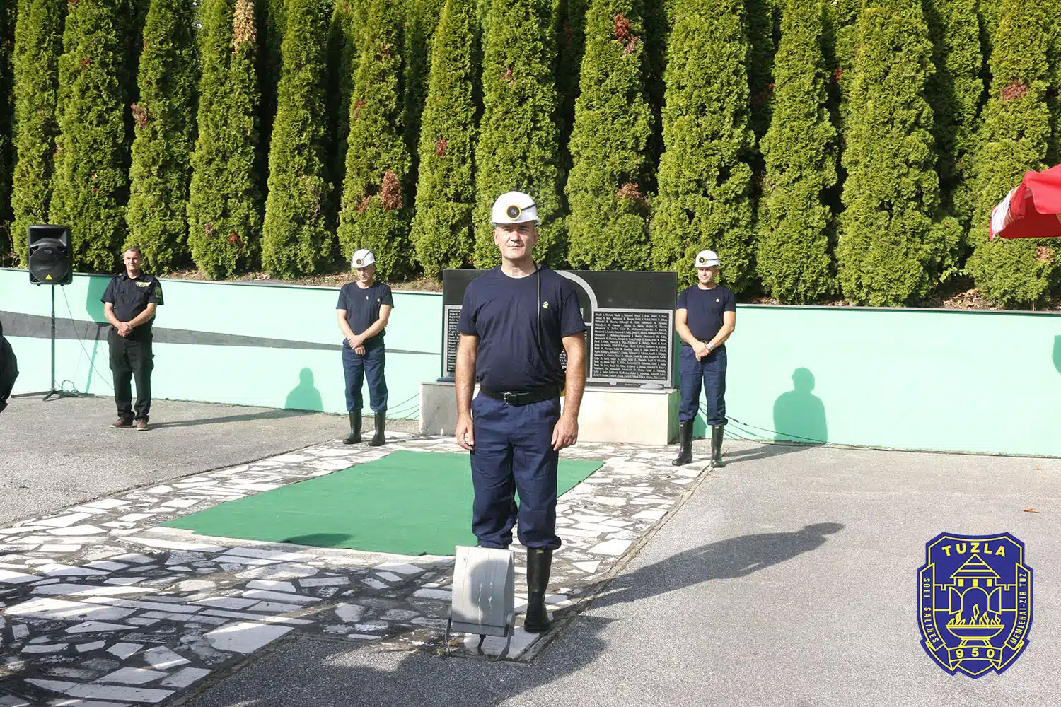 Obilježena 34. godišnjica rudarske nesreće u jami “Dobrnja-Jug” u Tuzli (FOTO)