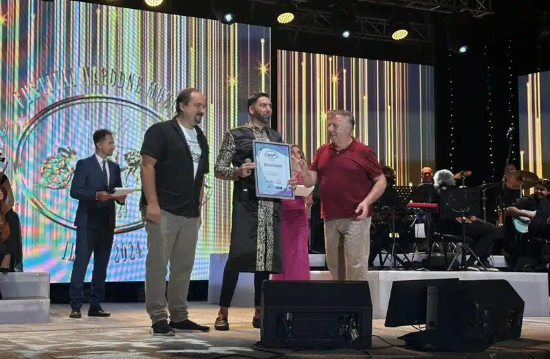 Mirza Hamzić s pjesmom ”Mojoj Tuzli” pobijedio na Festivalu Ilidža