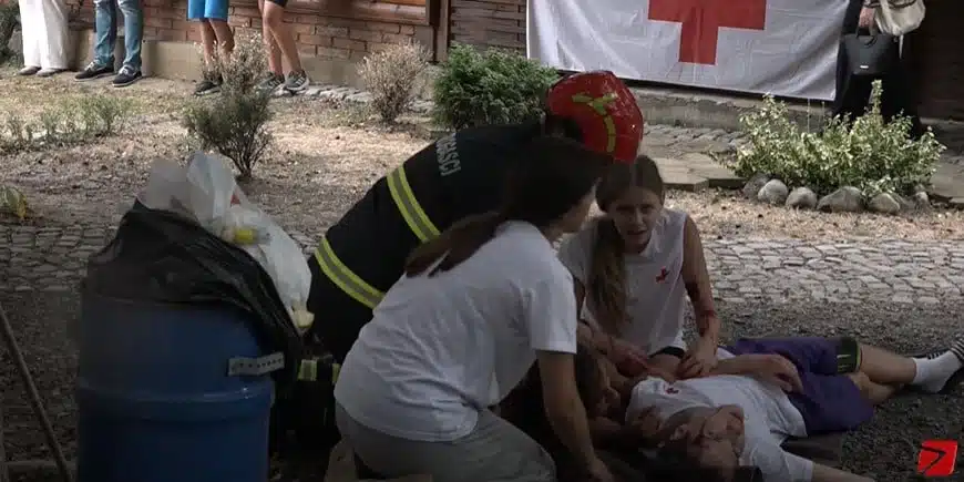 (Video) Završena Ljetna škola mladih i Službe zaštite i spašavanja Crvenog križa/krsta grada Tuzla