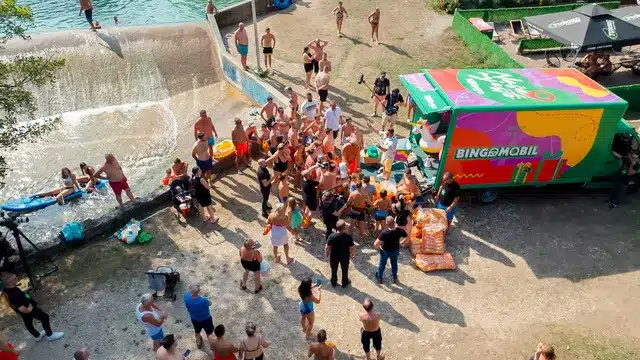 Najezda flamingosa u Jajcu