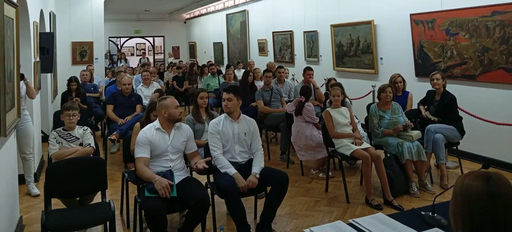 Grad Tuzla izdvojio 80.000,00 KM za najuspješnije studente, sportiste i učenike