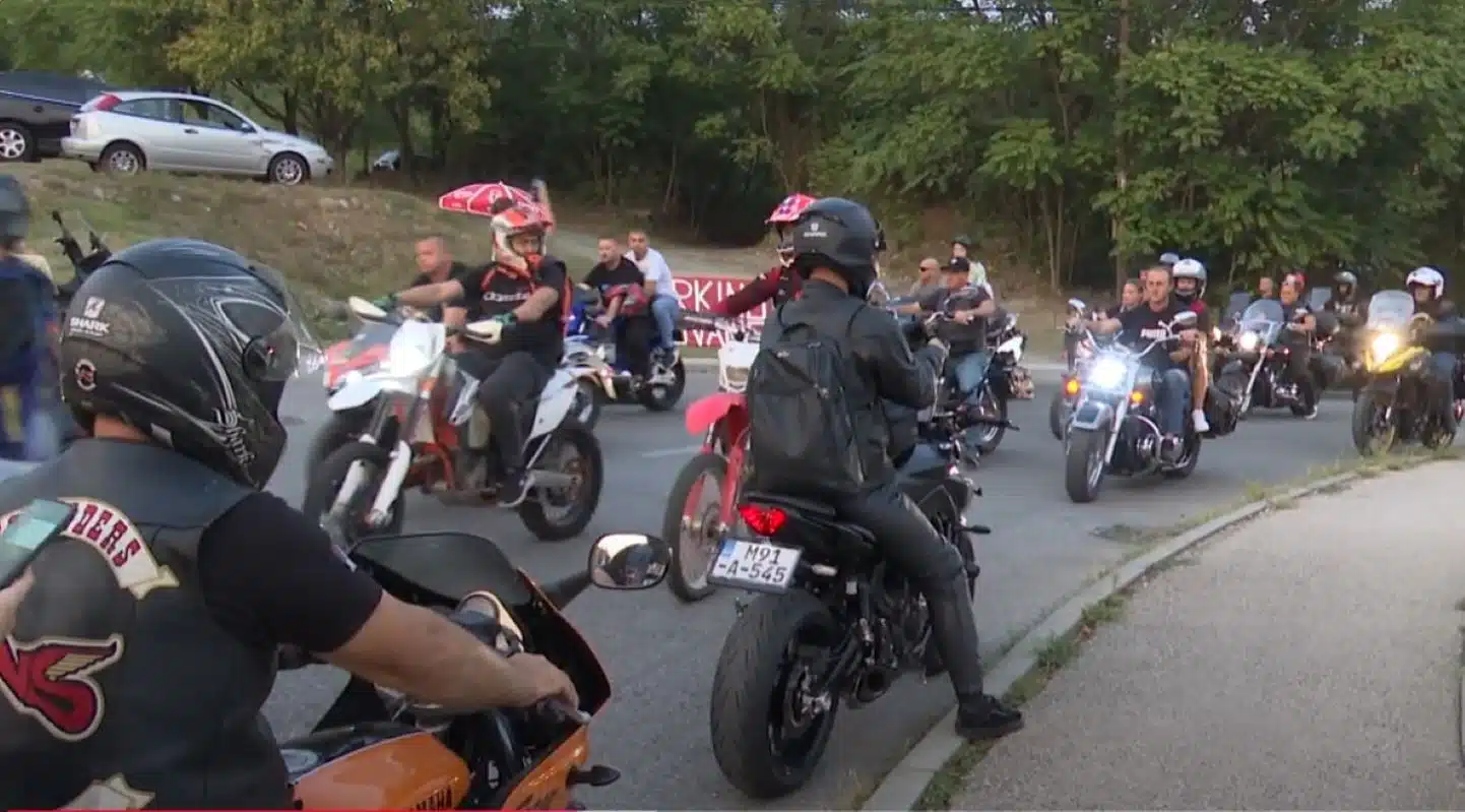 (Video) Bike Fest Panonika Tuzla završio defileom i koncertom Divljih jagoda