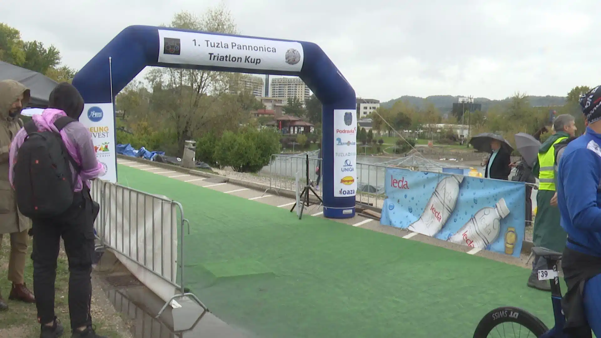 (Video) U Tuzli održano prvo triatlon takmičenje, više od 60 učesnika
