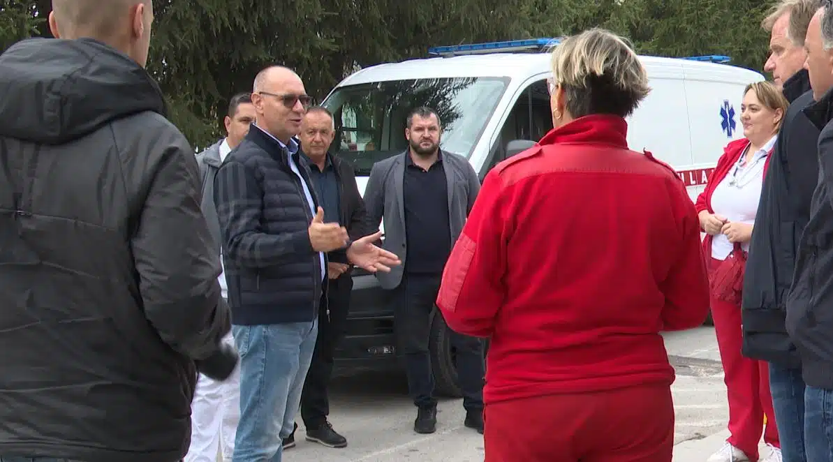 Gradonačelnik Zijad Lugavić posjetio ambulantu i punkt hitne pomoći u Bukinju (VIDEO)