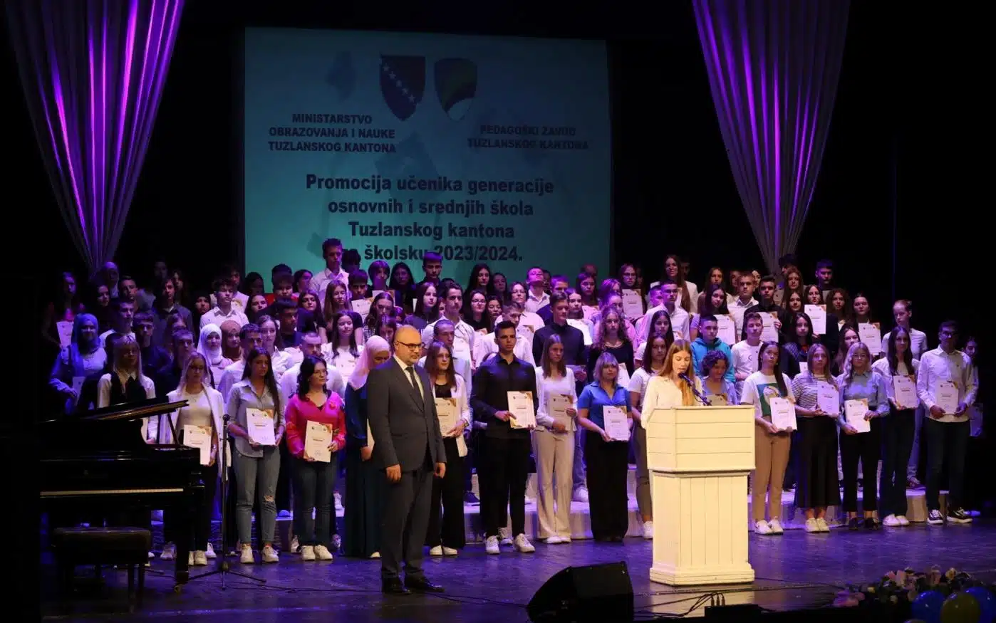 Promovisano 117 učenika generacije osnovnih i srednjih škola TK (VIDEO)