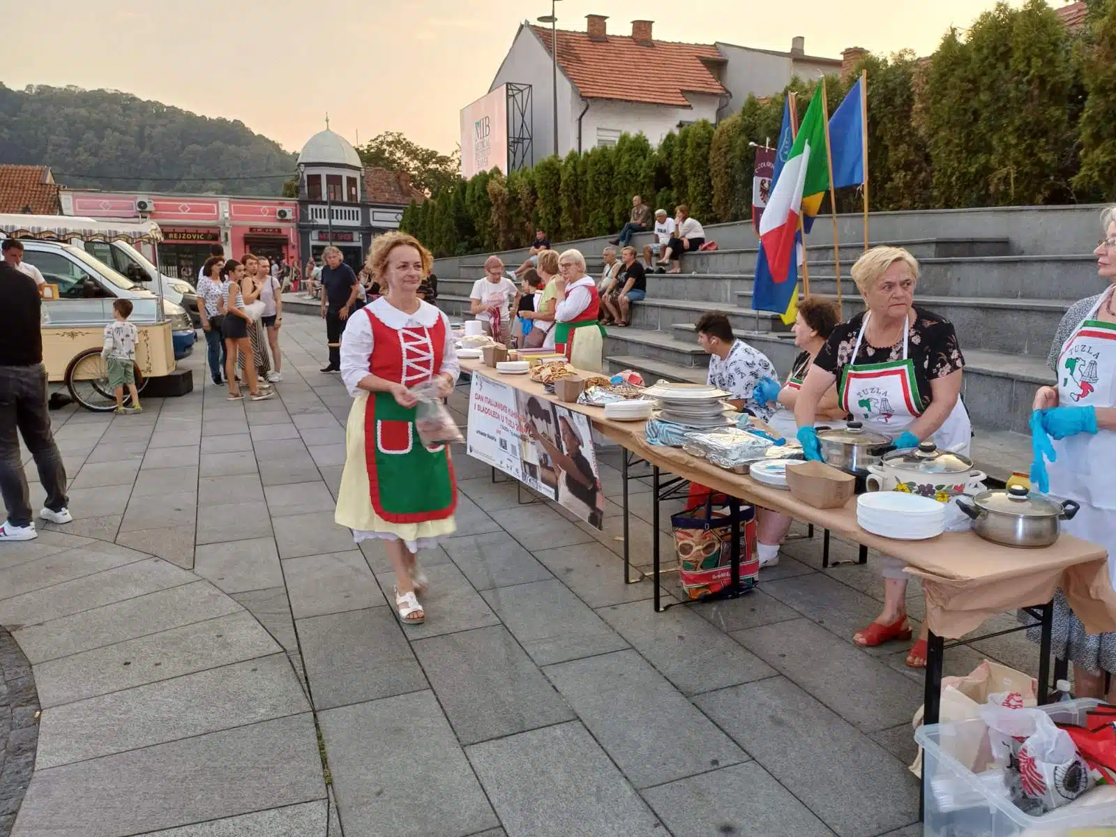 (Video)Na Trgu slobode otvorena manifestacija  “Dani italijanske kuhinje i sladoleda u Tuzli”