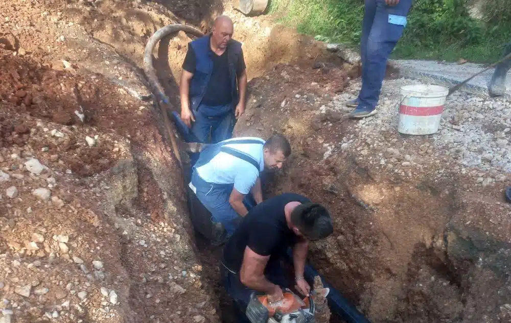 Naselje Krojčica u Tuzli: Na obnovljeni vodovodni sistem bit će priključeno 125 domaćinstava