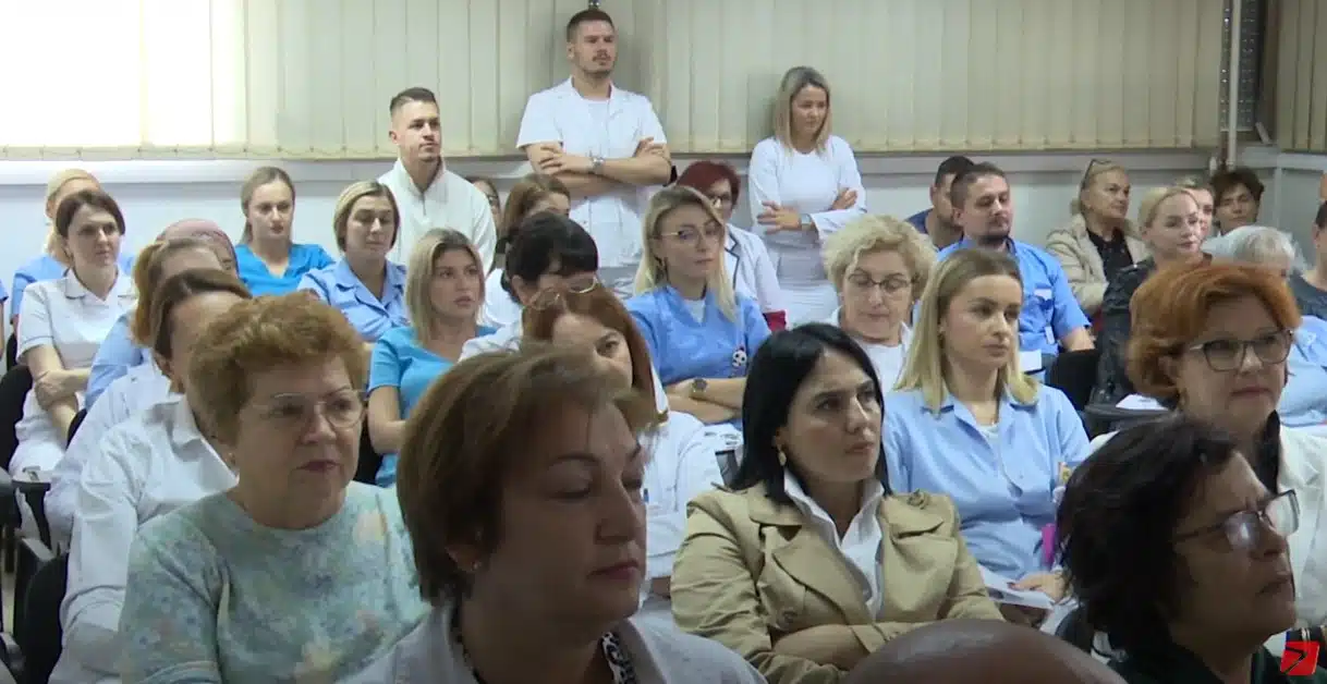 (Video) Dom zdravlja Tuzla: Održano predavanje “Oktobar, mjesec borbe protiv raka dojke”