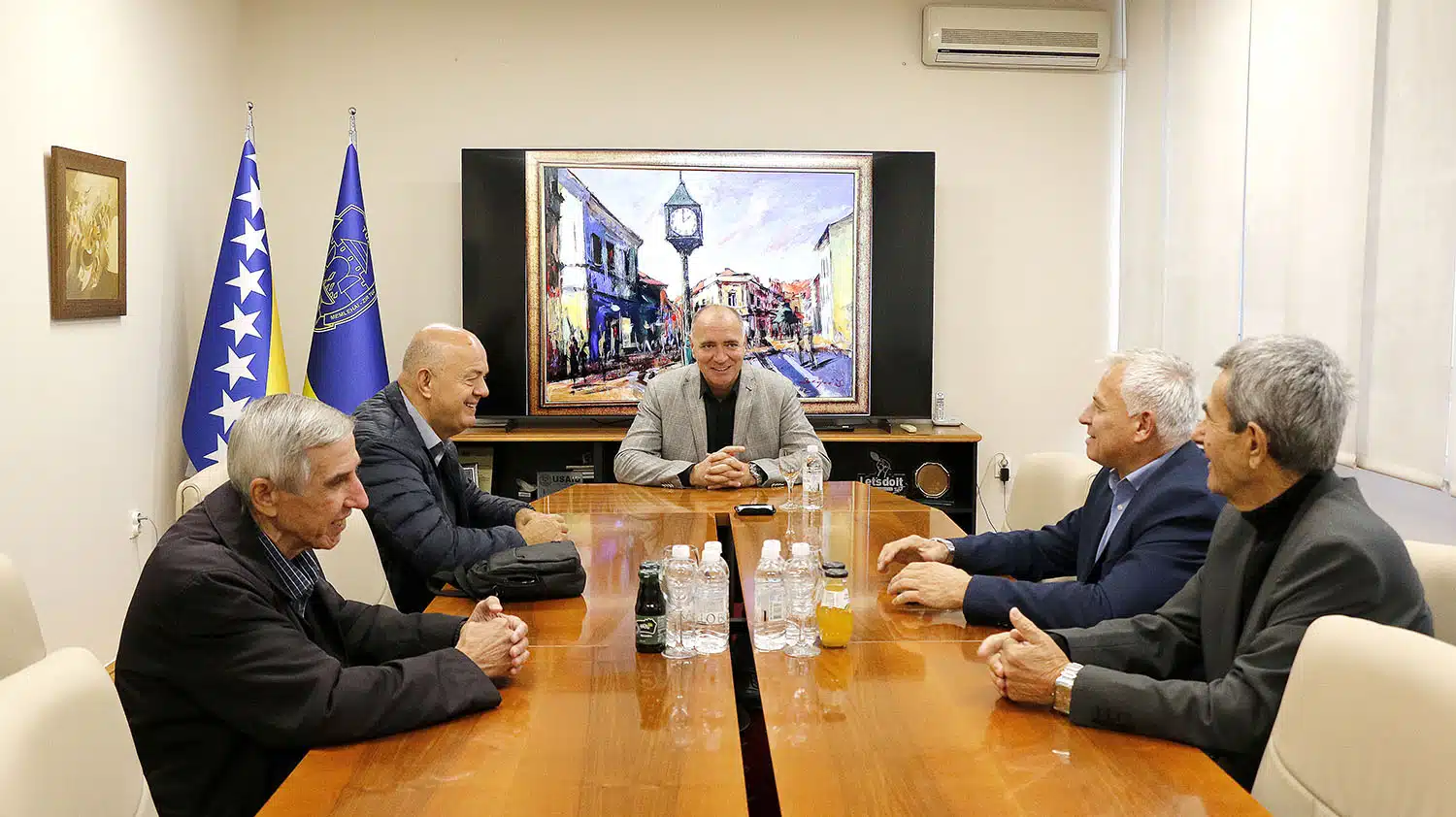 Gradonačelnik Tuzle Zijad Lugavić primio predstavnike Udruženja pripadnika policije 1992–1995 “4. april”